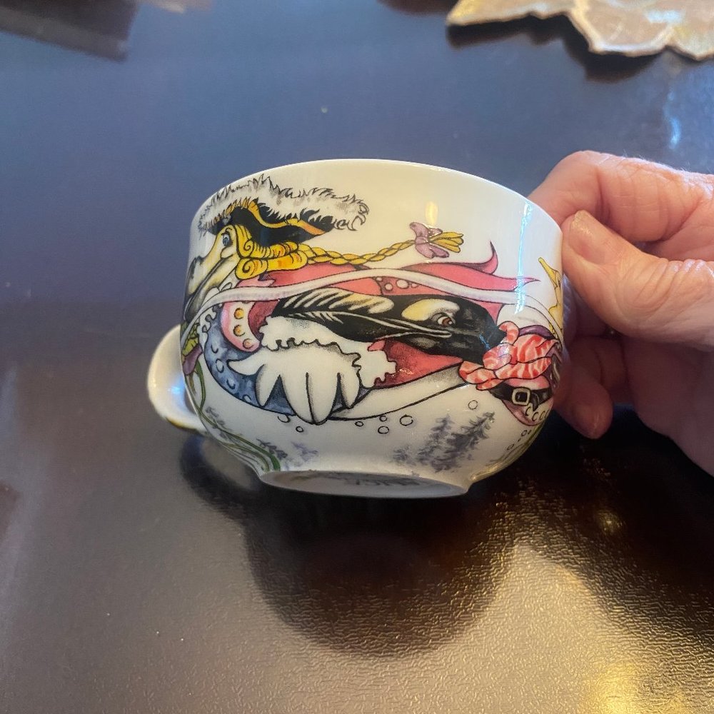 Paul Cardew "Alice in Wonderland" Coffee cup and saucer- set of four - Picture 7 of 14